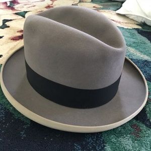 English brand wool hat